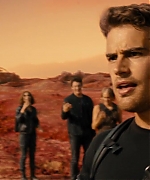 theojamesweb1022.jpg