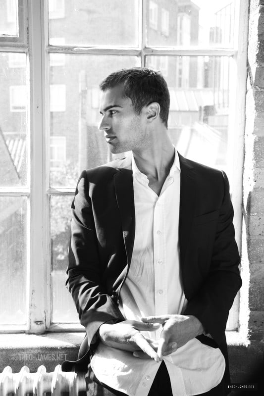 theojamesweb161.jpg