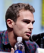 Filename=theojamesweb0221.jpg
Filesize=609KiB
Dimensions=1400x1113
Date added=Aug 15, 2020 theojamesweb0221.jpg