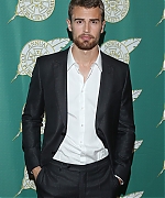 Filename=theojamesweb0412.jpg
Filesize=677KiB
Dimensions=1004x1400
Date added=Aug 15, 2020 theojamesweb0412.jpg
