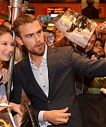 Filename=theojamesweb0415.jpg
Filesize=744KiB
Dimensions=1400x938
Date added=Aug 15, 2020 theojamesweb0415.jpg