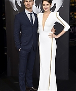 Filename=theojamesweb0617.jpg
Filesize=415KiB
Dimensions=932x1400
Date added=Aug 15, 2020 theojamesweb0617.jpg