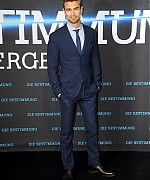 Filename=theojamesweb0779.jpg
Filesize=540KiB
Dimensions=932x1400
Date added=Aug 15, 2020 theojamesweb0779.jpg