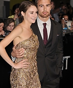 Filename=theojamesweb1133.jpg
Filesize=625KiB
Dimensions=914x1400
Date added=Aug 15, 2020 theojamesweb1133.jpg