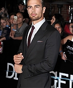 Filename=theojamesweb1186.jpg
Filesize=464KiB
Dimensions=932x1400
Date added=Aug 15, 2020 theojamesweb1186.jpg