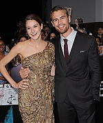 Filename=theojamesweb1261.jpg
Filesize=842KiB
Dimensions=1135x1400
Date added=Aug 15, 2020 theojamesweb1261.jpg