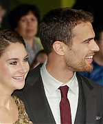 Filename=theojamesweb1371.jpg
Filesize=486KiB
Dimensions=1400x919
Date added=Aug 15, 2020 theojamesweb1371.jpg