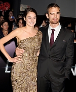 Filename=theojamesweb1693.jpg
Filesize=866KiB
Dimensions=1139x1400
Date added=Aug 15, 2020 theojamesweb1693.jpg