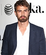 theojamesweb2924.jpg