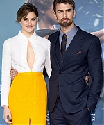 Filename=theojamesweb3397.jpg
Filesize=559KiB
Dimensions=933x1400
Date added=Aug 15, 2020 theojamesweb3397.jpg